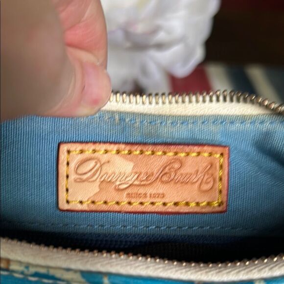 Dooney & Bourke Colorful paint splatter with logo Women's Bag small - Picture 9 of 12